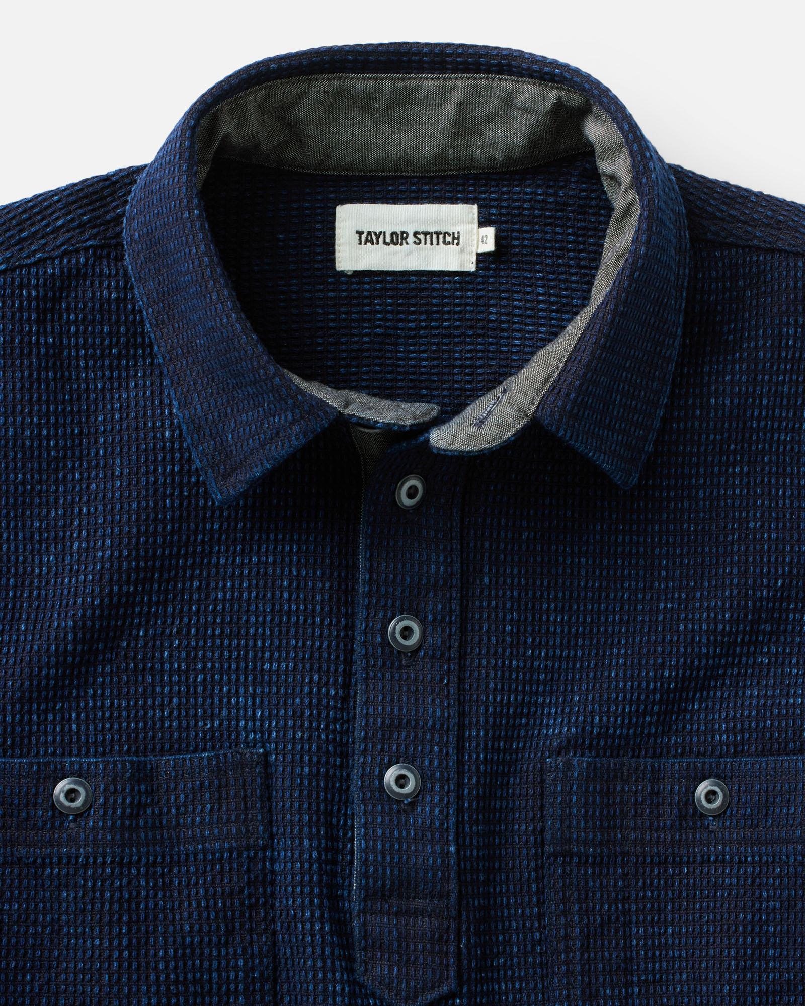 material shot of the collar on The Canal Popover in Rinsed Indigo, Knits by Taylor Stitch