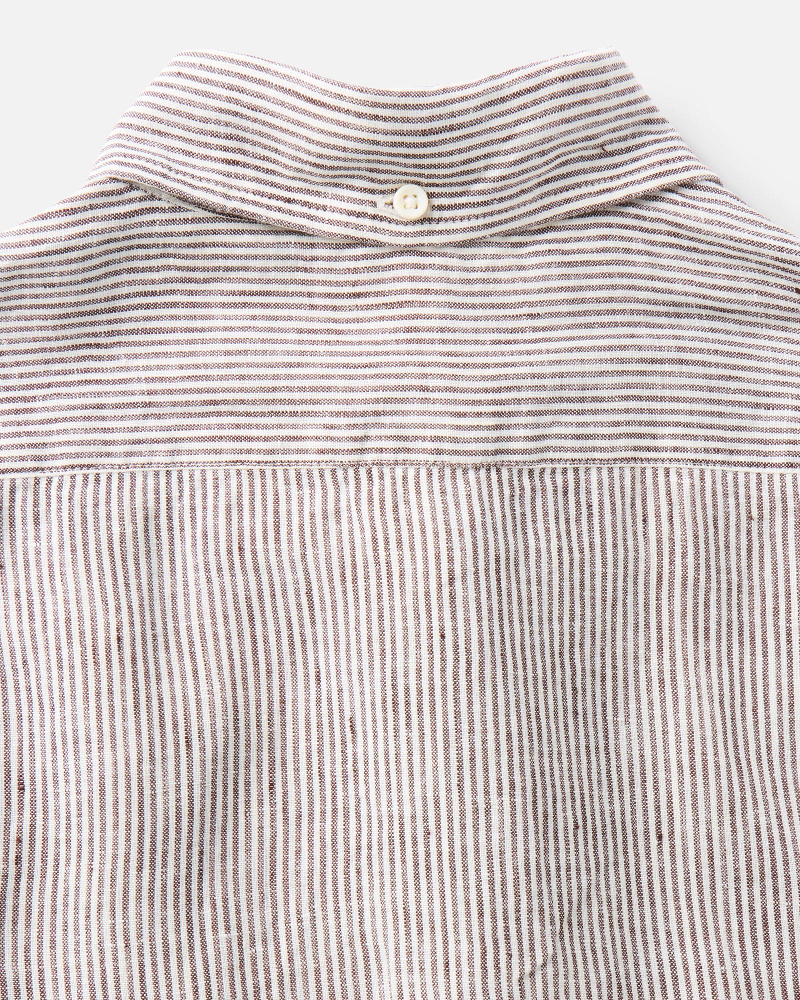 material shot of the back collar on The Jack in Burgundy University Stripe Linen, Wovens by Taylor Stitch