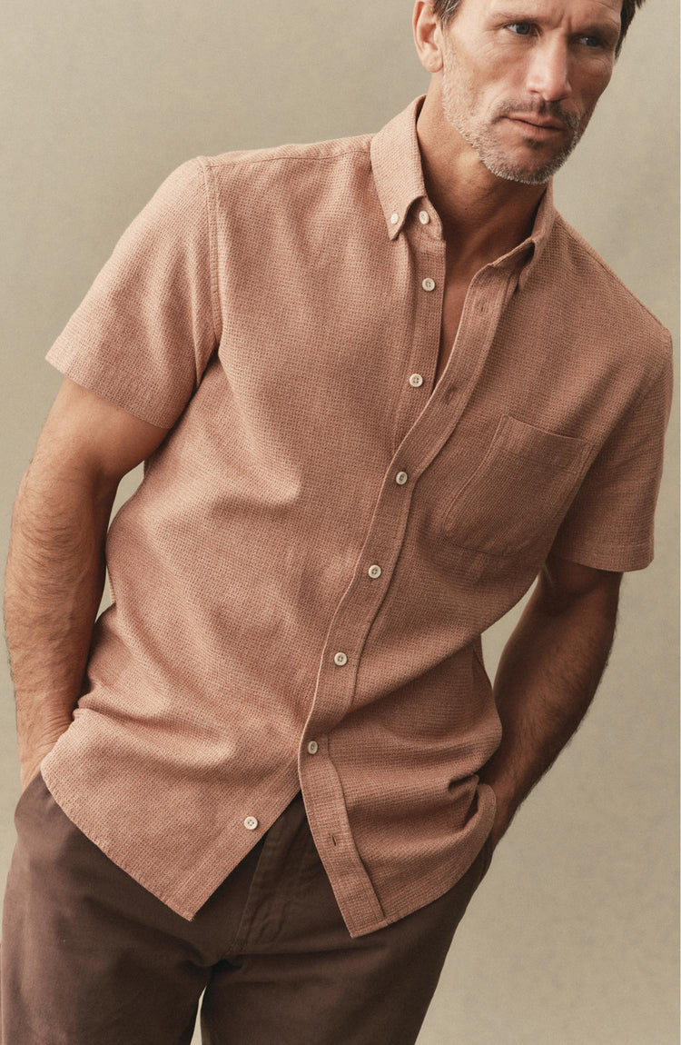 fit model posing in The Short Sleeve Jack in Desert Twist Waffle