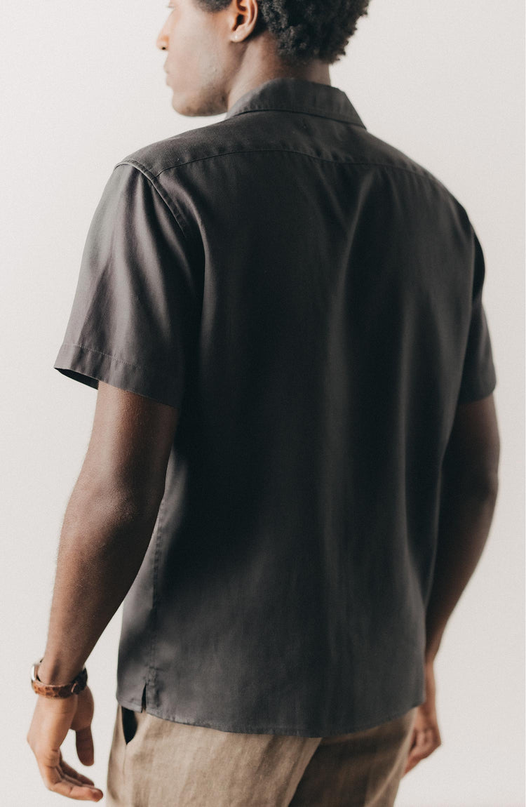 fit model posing in The Hawthorne Shirt in Asphalt