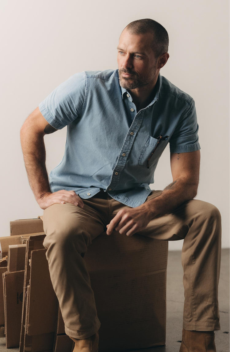 fit model posing in The Short Sleeve Jack in Washed Indigo Oxford