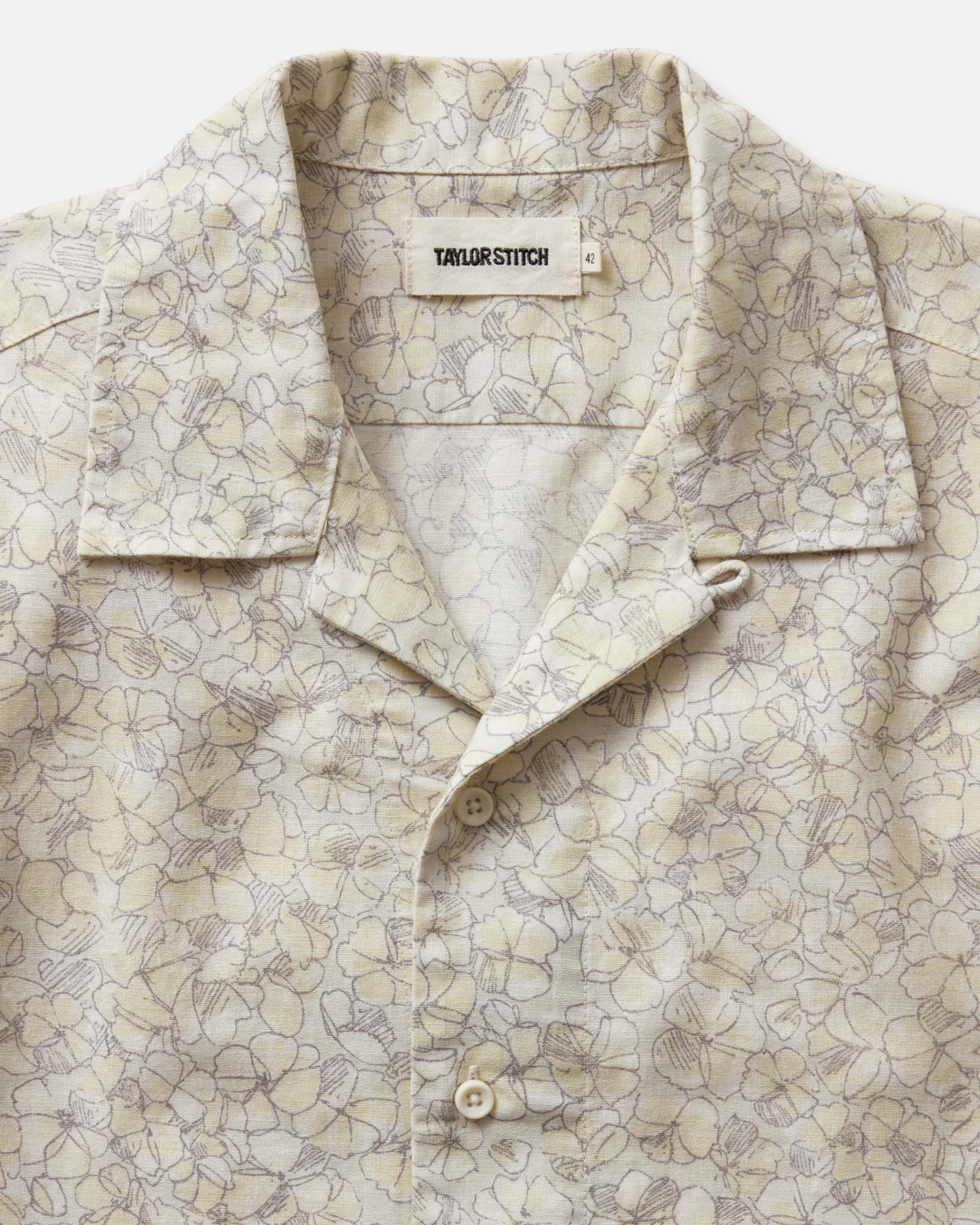 material shot of the collar on The Davis Shirt in Grey Skies Floral, Wovens by Taylor Stitch