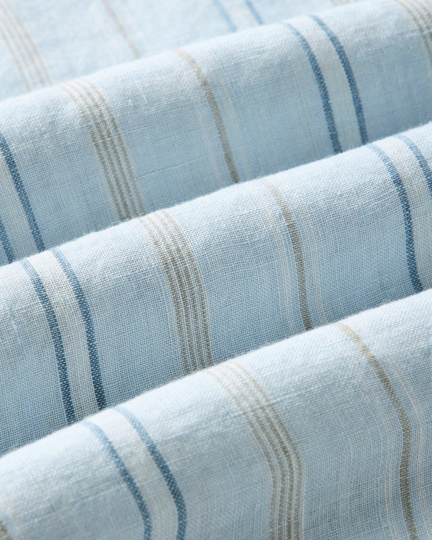 material shot of the back collar on The Jack in Blue Sky Stripe Linen, Wovens by Taylor Stitch