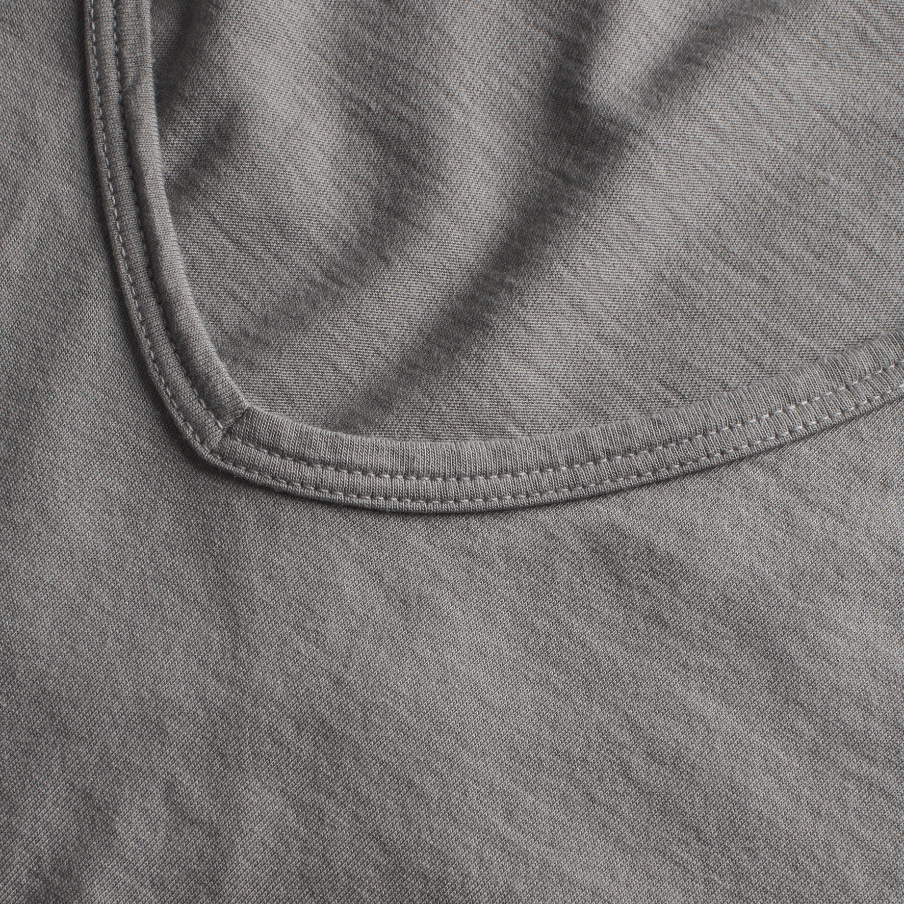 The Elle V-Neck Tee in Heather Grey: Alternate Image 3, Knits by Taylor Stitch