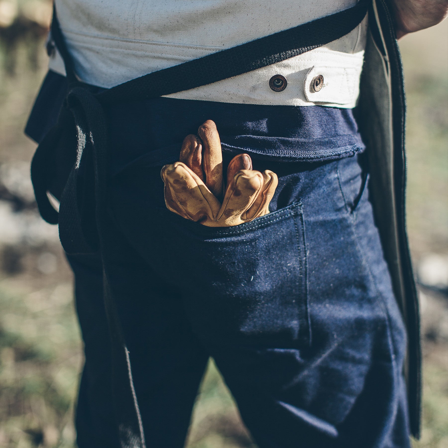 The Camp Pant in Indigo Selvage Twill: Alternate Image 5, Pants by Taylor Stitch