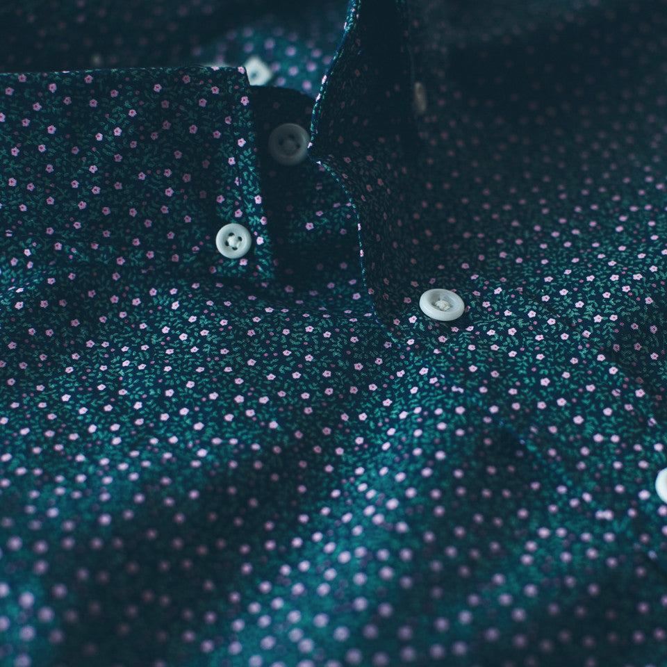 The Short Sleeve Jack in Navy Mini Floral: Alternate Image 1, Wovens by Taylor Stitch