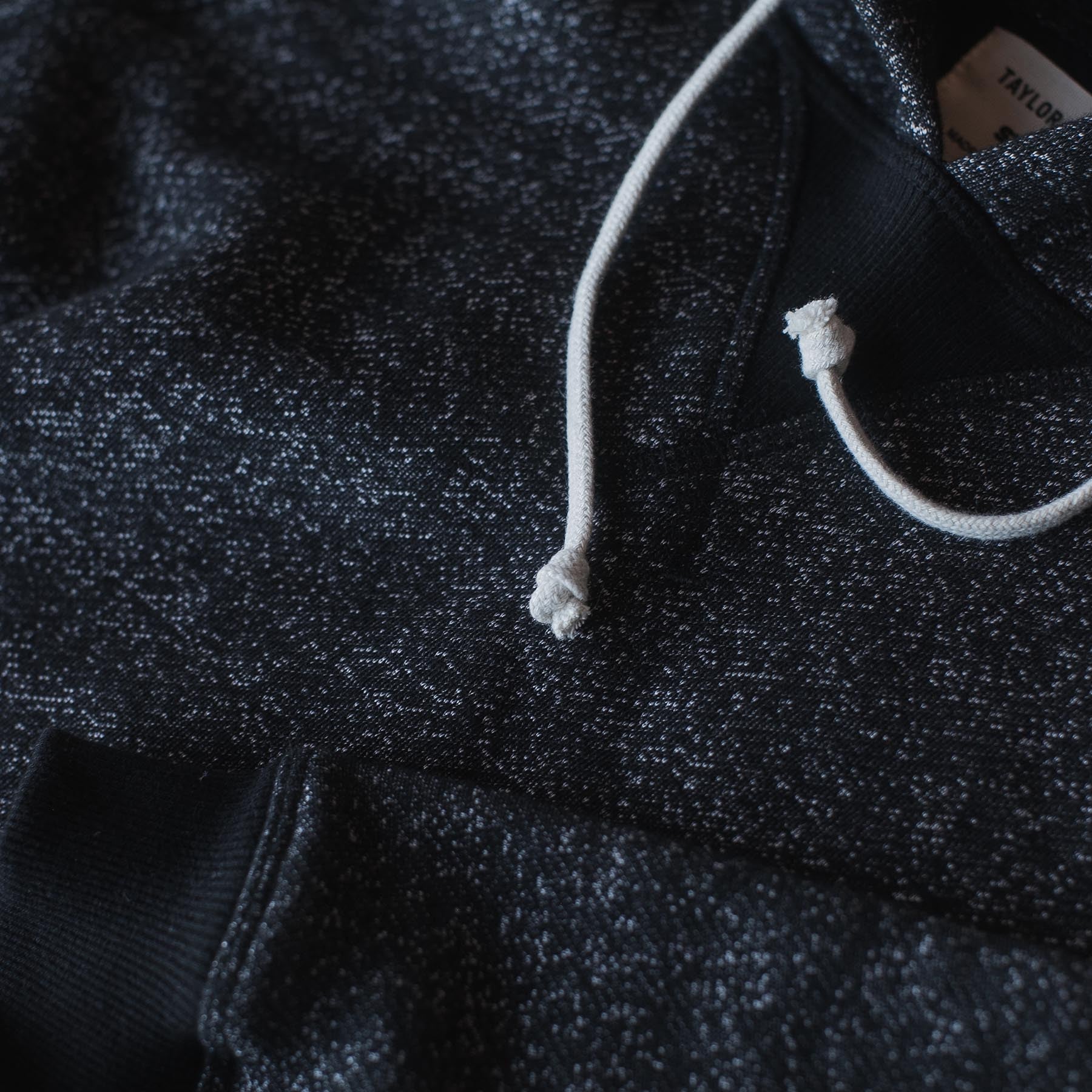 The Women's Apres Hoodie in Salt and Pepper Fleece: Alternate Image 2, Knits by Taylor Stitch